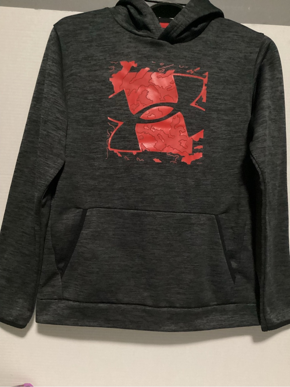 Under Armour YXL Dark Gray Crewneck Hoodie with Red Logo
